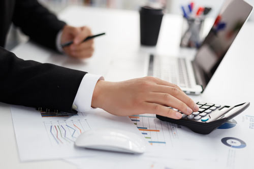 普通中小企業(yè)可以購買慧算賬AI云財務(wù)軟件自己記賬嗎？